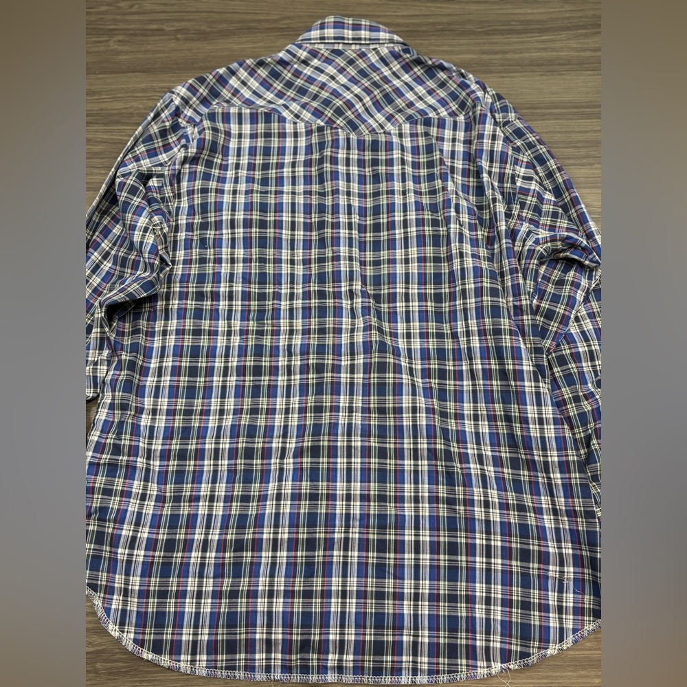 Vtg Wrangler Pearl Snap Blue Plaid Button Down - no size tag see measurements - Picture 6 of 6